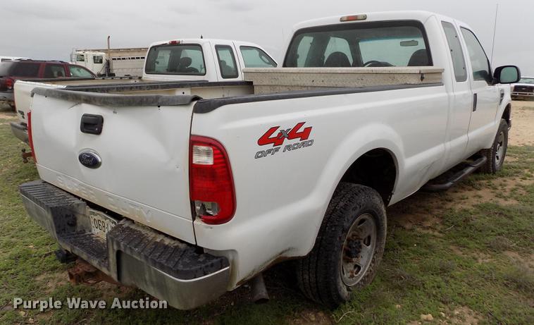 image for item FG9437 2009 Ford F250 Super Duty XL SuperCab pickup truck