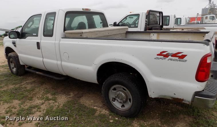 image for item FG9437 2009 Ford F250 Super Duty XL SuperCab pickup truck