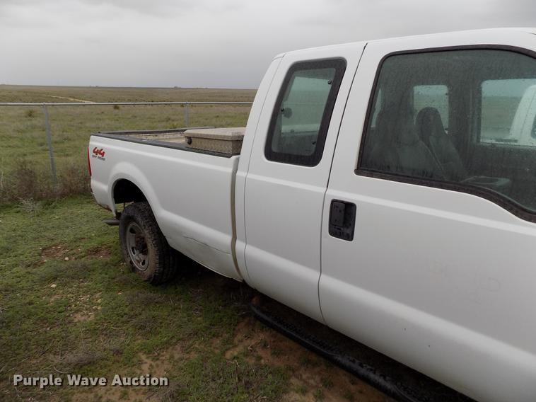 image for item FG9437 2009 Ford F250 Super Duty XL SuperCab pickup truck