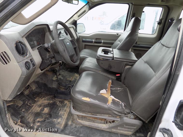 image for item FG9437 2009 Ford F250 Super Duty XL SuperCab pickup truck