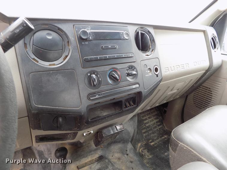 image for item FG9437 2009 Ford F250 Super Duty XL SuperCab pickup truck