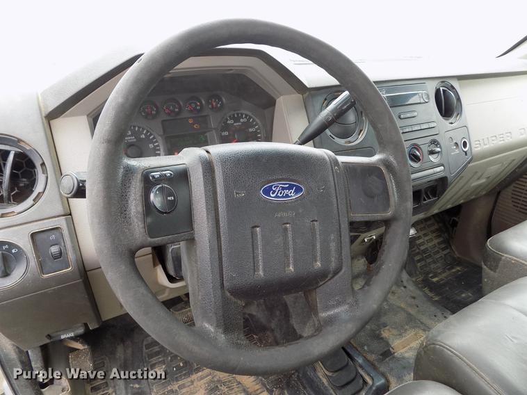 image for item FG9437 2009 Ford F250 Super Duty XL SuperCab pickup truck