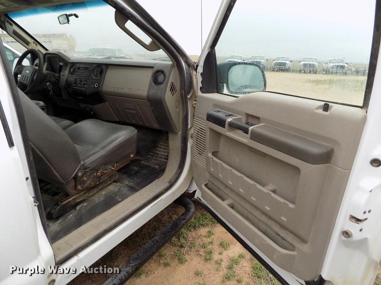 image for item FG9437 2009 Ford F250 Super Duty XL SuperCab pickup truck