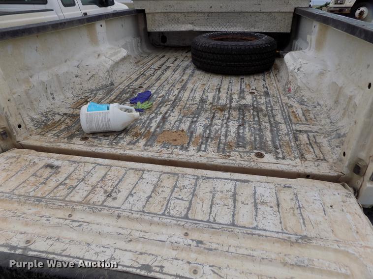 image for item FG9437 2009 Ford F250 Super Duty XL SuperCab pickup truck