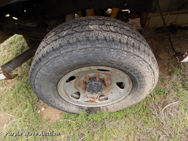 image for item FG9437 2009 Ford F250 Super Duty XL SuperCab pickup truck