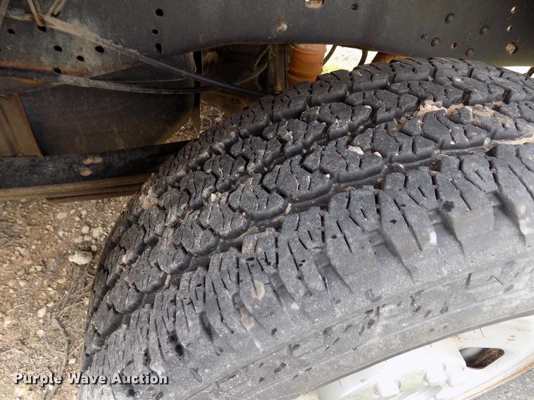 image for item FG9437 2009 Ford F250 Super Duty XL SuperCab pickup truck