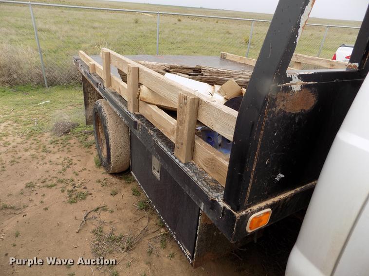 image for item FG9438 2009 Ford F350 Super Duty XL flatbed pickup truck