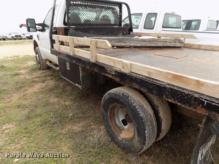 image for item FG9438 2009 Ford F350 Super Duty XL flatbed pickup truck