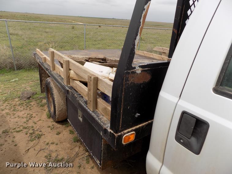image for item FG9438 2009 Ford F350 Super Duty XL flatbed pickup truck