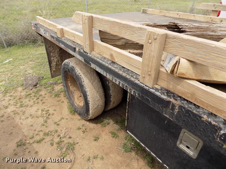 image for item FG9438 2009 Ford F350 Super Duty XL flatbed pickup truck