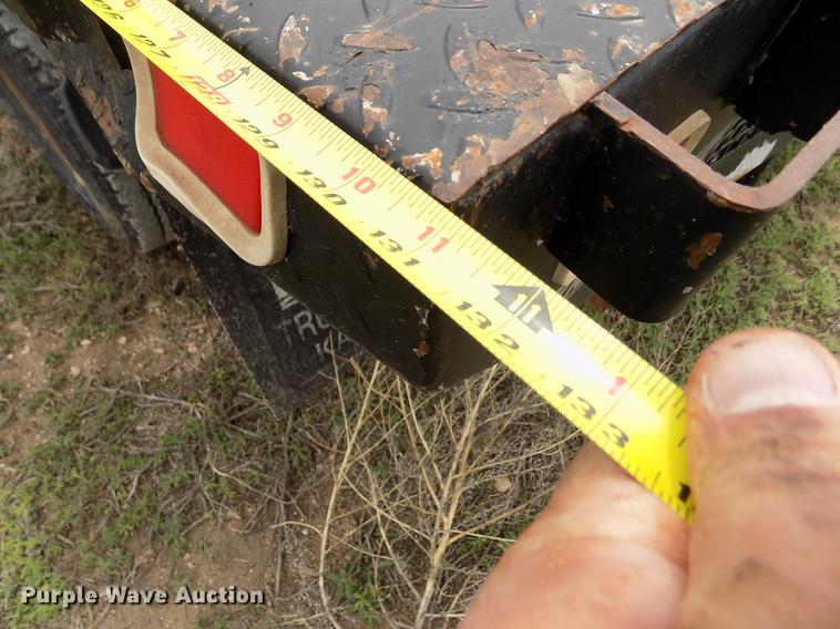 image for item FG9438 2009 Ford F350 Super Duty XL flatbed pickup truck