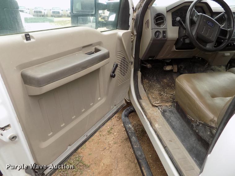 image for item FG9439 2008 Ford F250 Super Duty SuperCab pickup truck