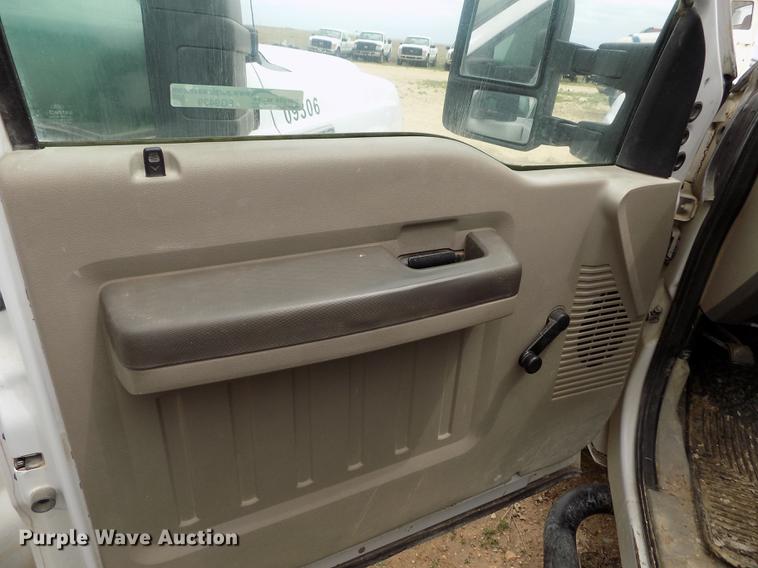 image for item FG9439 2008 Ford F250 Super Duty SuperCab pickup truck