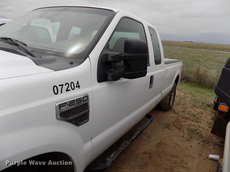 image for item FG9439 2008 Ford F250 Super Duty SuperCab pickup truck