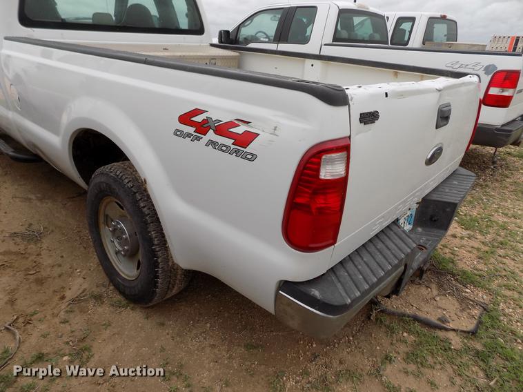 image for item FG9439 2008 Ford F250 Super Duty SuperCab pickup truck