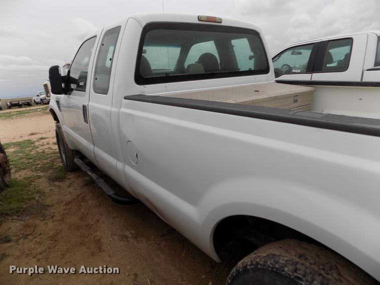 image for item FG9439 2008 Ford F250 Super Duty SuperCab pickup truck