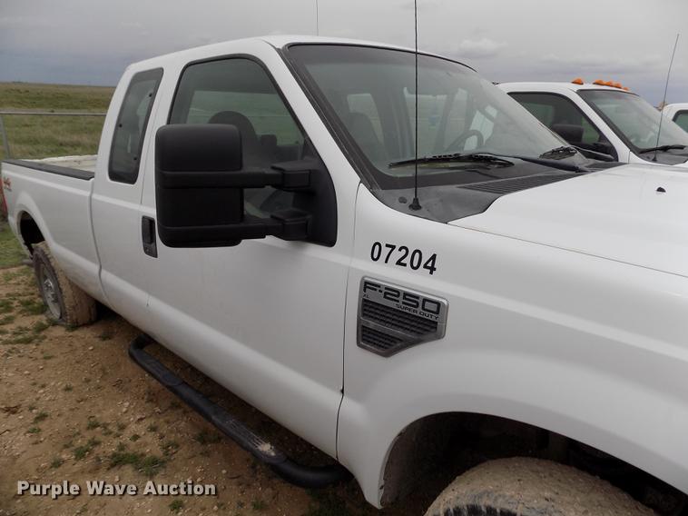 image for item FG9439 2008 Ford F250 Super Duty SuperCab pickup truck