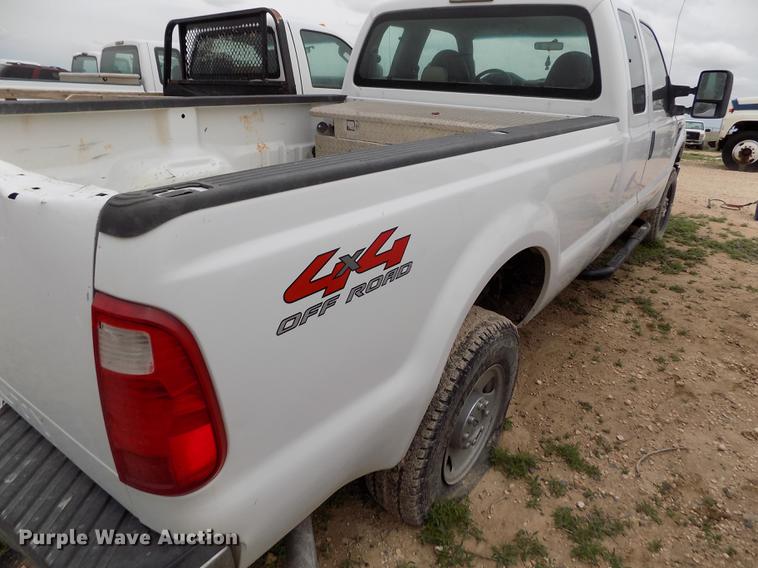 image for item FG9439 2008 Ford F250 Super Duty SuperCab pickup truck