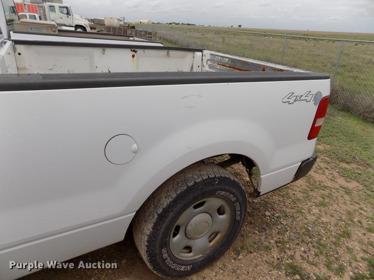 image for item FG9440 2006 Ford F150 XL SuperCab pickup truck