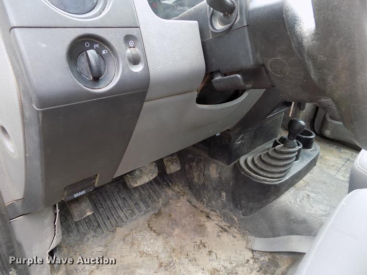 image for item FG9440 2006 Ford F150 XL SuperCab pickup truck