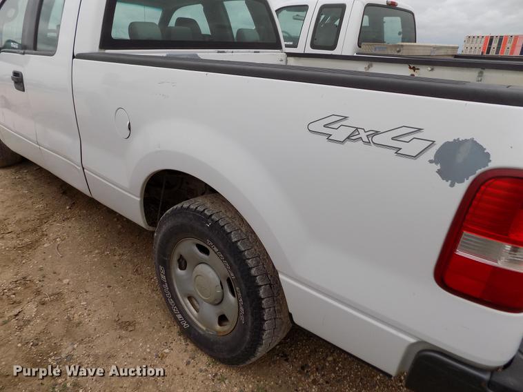 image for item FG9440 2006 Ford F150 XL SuperCab pickup truck