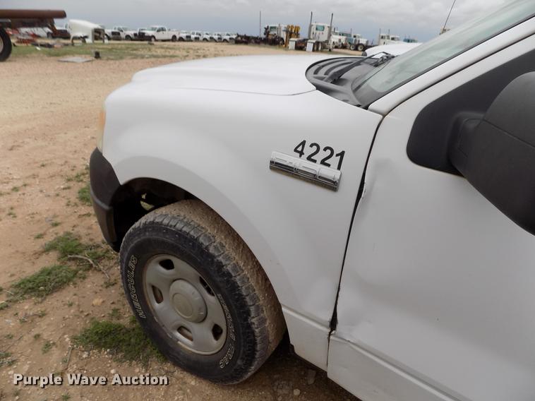 image for item FG9440 2006 Ford F150 XL SuperCab pickup truck