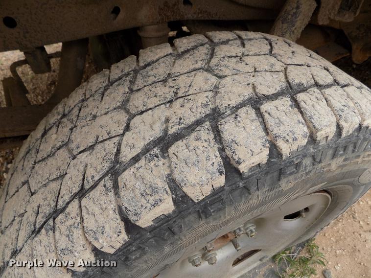 image for item FG9440 2006 Ford F150 XL SuperCab pickup truck