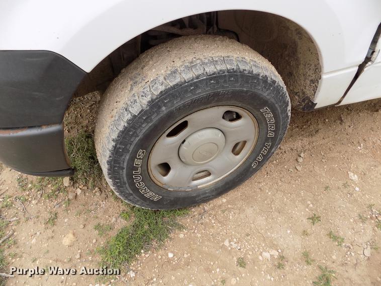 image for item FG9440 2006 Ford F150 XL SuperCab pickup truck