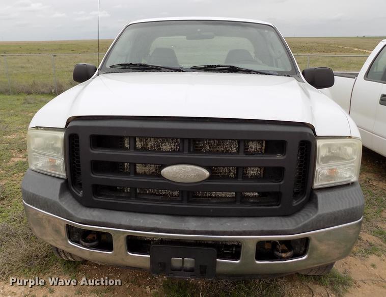 image for item FG9441 2006 Ford F250 Super Duty XL SuperCab pickup truck