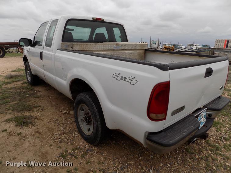 image for item FG9441 2006 Ford F250 Super Duty XL SuperCab pickup truck