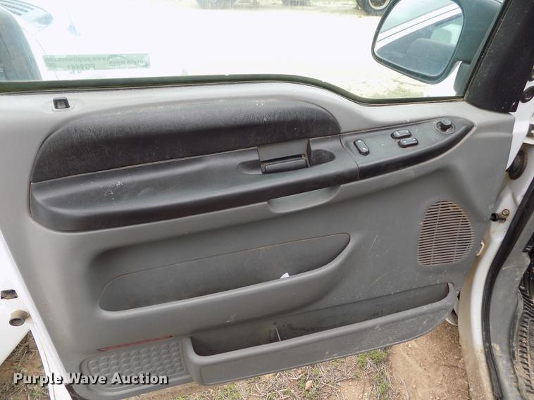 image for item FG9441 2006 Ford F250 Super Duty XL SuperCab pickup truck