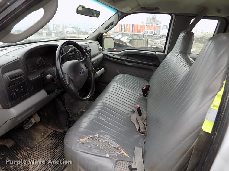 image for item FG9441 2006 Ford F250 Super Duty XL SuperCab pickup truck