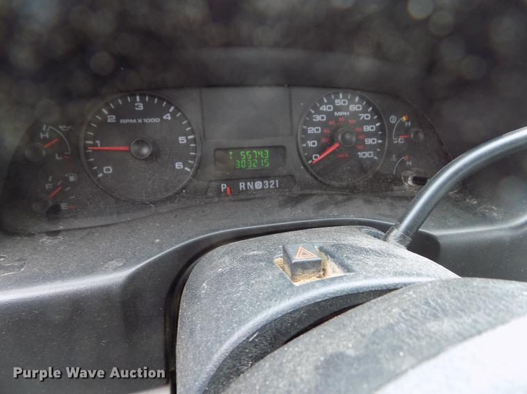 image for item FG9441 2006 Ford F250 Super Duty XL SuperCab pickup truck