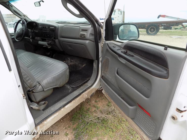 image for item FG9441 2006 Ford F250 Super Duty XL SuperCab pickup truck