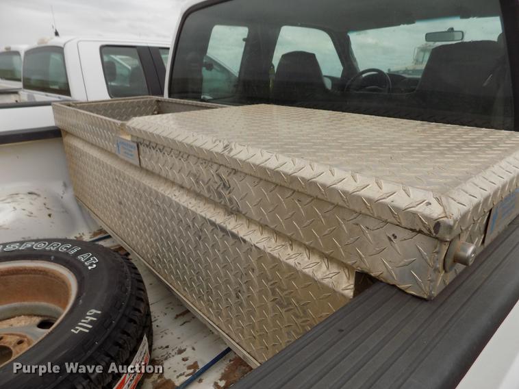 image for item FG9441 2006 Ford F250 Super Duty XL SuperCab pickup truck