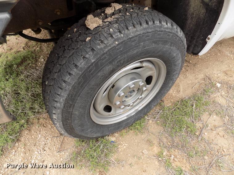 image for item FG9441 2006 Ford F250 Super Duty XL SuperCab pickup truck