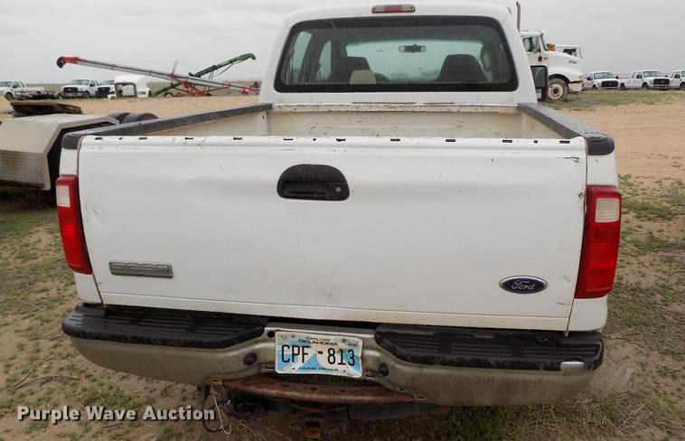 image for item FG9445 2008 Ford F250 Super Duty XL Crew Cab pickup truck