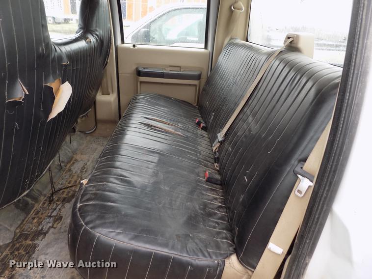 image for item FG9445 2008 Ford F250 Super Duty XL Crew Cab pickup truck