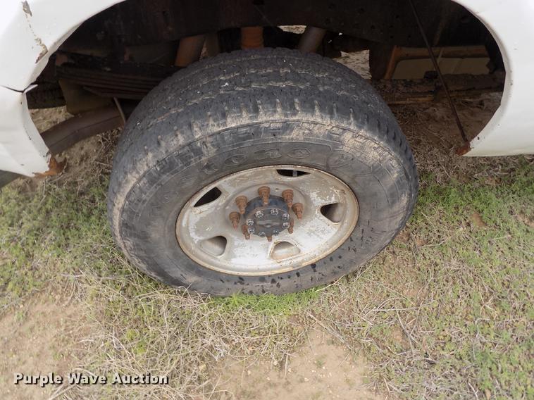 image for item FG9445 2008 Ford F250 Super Duty XL Crew Cab pickup truck