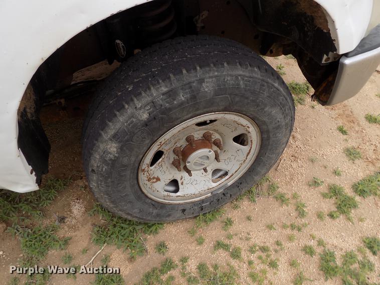 image for item FG9445 2008 Ford F250 Super Duty XL Crew Cab pickup truck