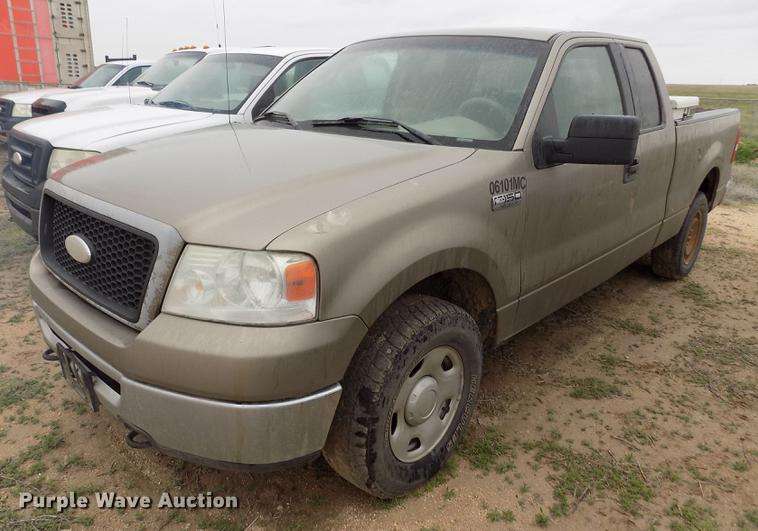 image for item FG9446 2006 Ford F150 XLT SuperCab pickup truck