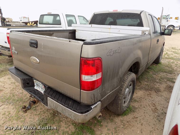 image for item FG9446 2006 Ford F150 XLT SuperCab pickup truck