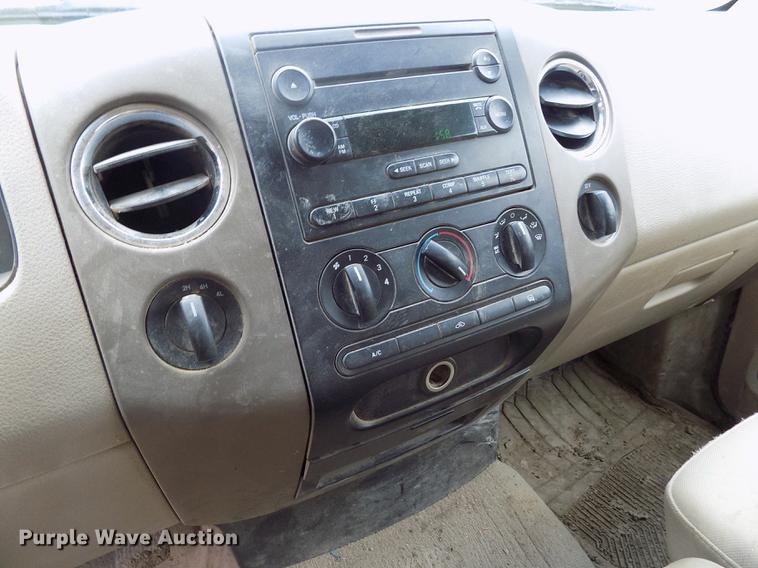 image for item FG9446 2006 Ford F150 XLT SuperCab pickup truck