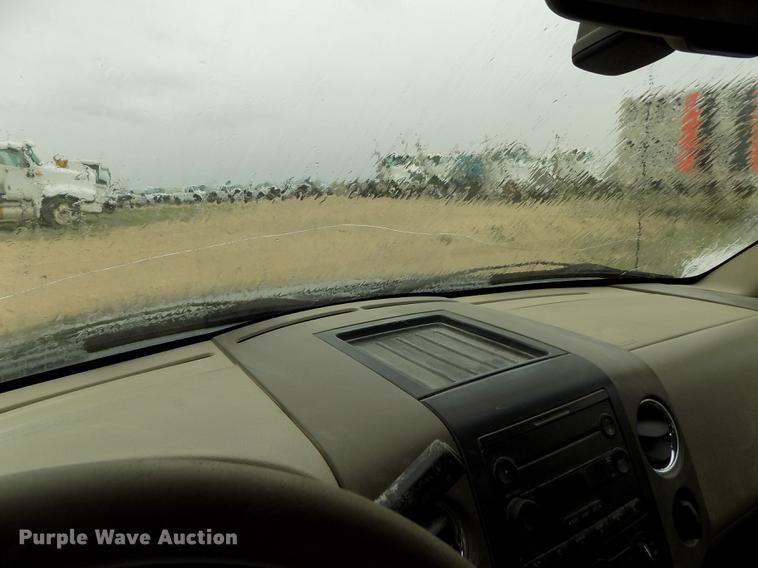 image for item FG9446 2006 Ford F150 XLT SuperCab pickup truck