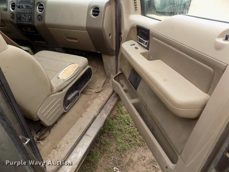 image for item FG9446 2006 Ford F150 XLT SuperCab pickup truck