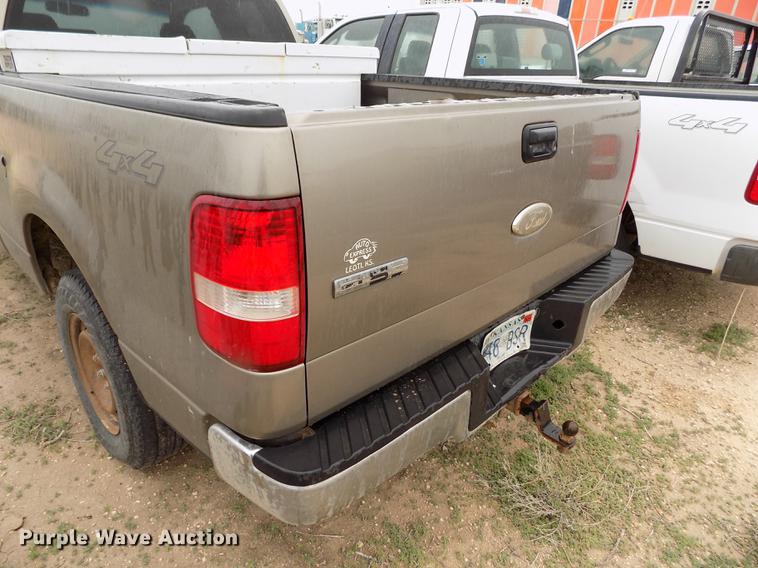 image for item FG9446 2006 Ford F150 XLT SuperCab pickup truck