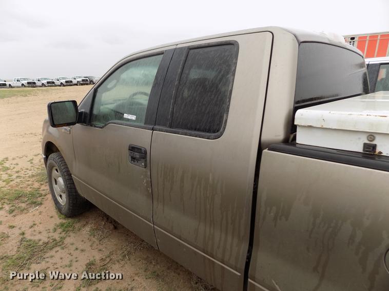 image for item FG9446 2006 Ford F150 XLT SuperCab pickup truck
