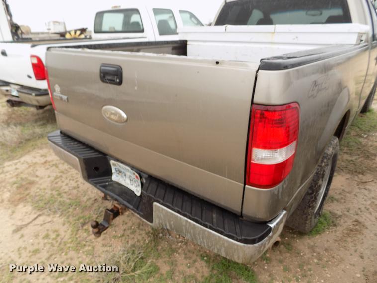 image for item FG9446 2006 Ford F150 XLT SuperCab pickup truck