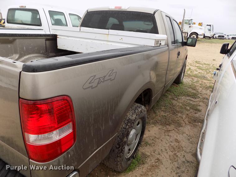 image for item FG9446 2006 Ford F150 XLT SuperCab pickup truck