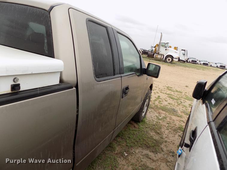 image for item FG9446 2006 Ford F150 XLT SuperCab pickup truck